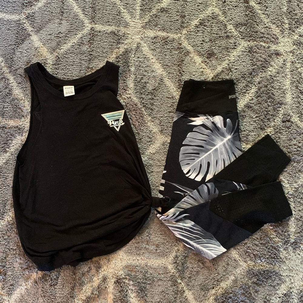 VS PINK Palm print leggings and matching muscle tee ❤️